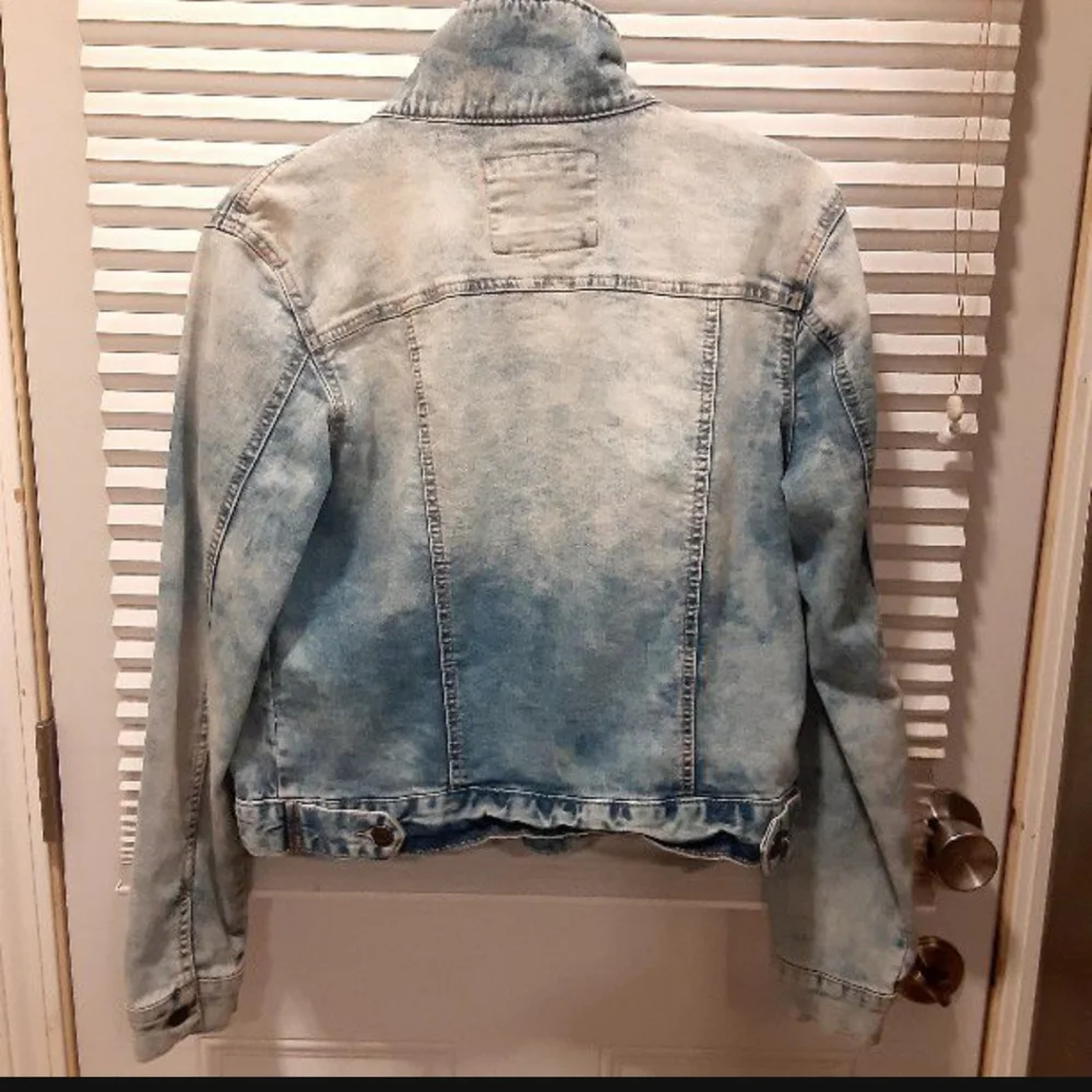 Mudd women's denim jeans destress jacket . Size large - Picture 10 of 12